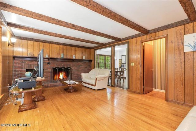7 Windsor Terrace, Holmdel, NJ 07733