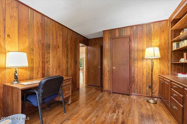 7 Windsor Terrace, Holmdel, NJ 07733