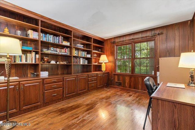 7 Windsor Terrace, Holmdel, NJ 07733