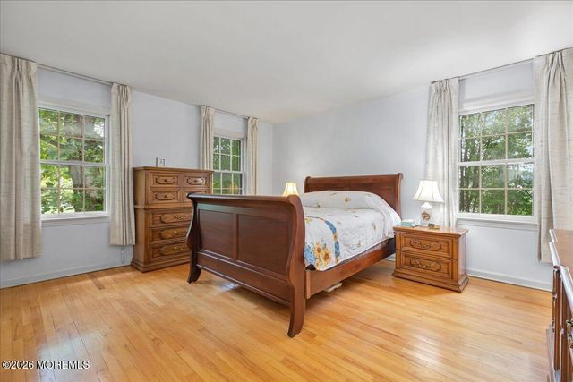 7 Windsor Terrace, Holmdel, NJ 07733