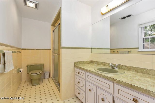 7 Windsor Terrace, Holmdel, NJ 07733