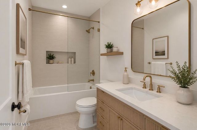 7 Windsor Terrace, Holmdel, NJ 07733
