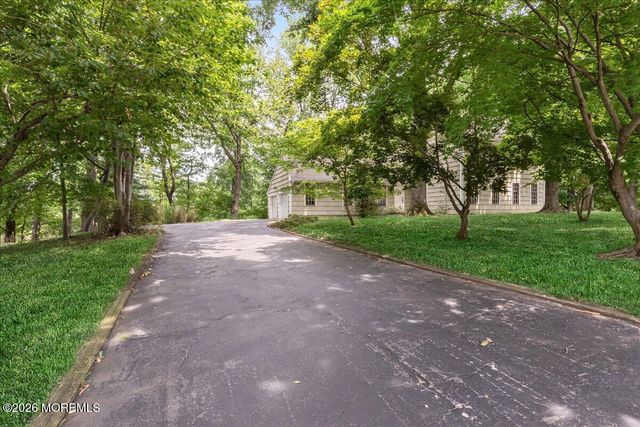 7 Windsor Terrace, Holmdel, NJ 07733