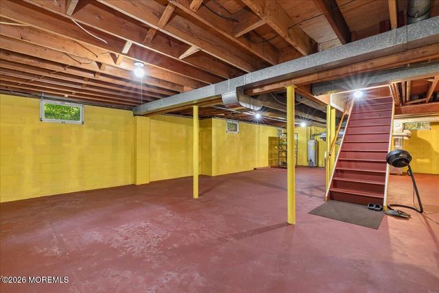 7 Windsor Terrace, Holmdel, NJ 07733