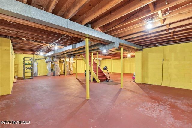 7 Windsor Terrace, Holmdel, NJ 07733