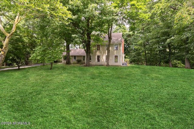 7 Windsor Terrace, Holmdel, NJ 07733