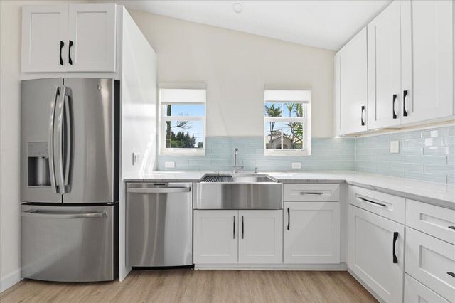 530 NE 3rd Avenue NE, Delray Beach, FL 33444