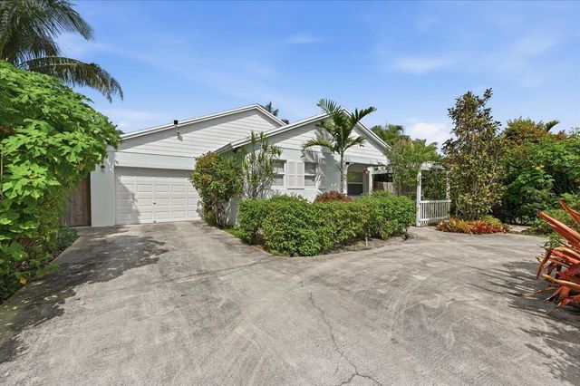 530 NE 3rd Avenue NE, Delray Beach, FL 33444