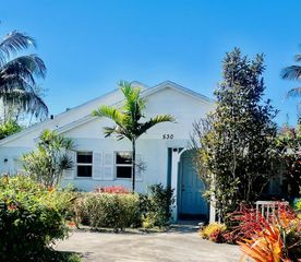 530 NE 3rd Avenue NE, Delray Beach, FL 33444