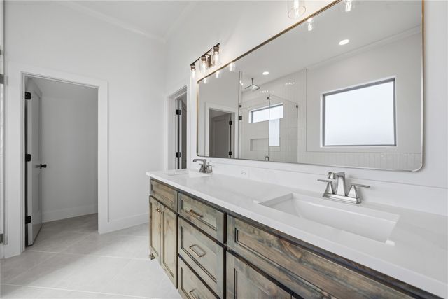 221 Oak Meadow Lane, Weatherford, TX 76085