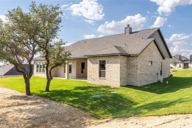 221 Oak Meadow Lane, Weatherford, TX 76085