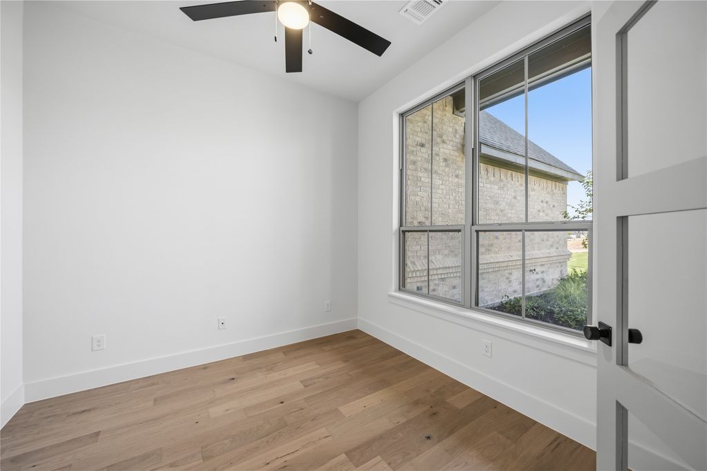 221 Oak Meadow Lane, Weatherford, TX 76085 — photo 5