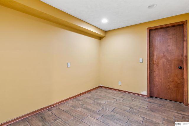 13734 Hillsborough Drive, Omaha, NE 68164