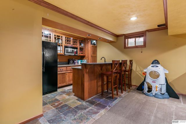 13734 Hillsborough Drive, Omaha, NE 68164