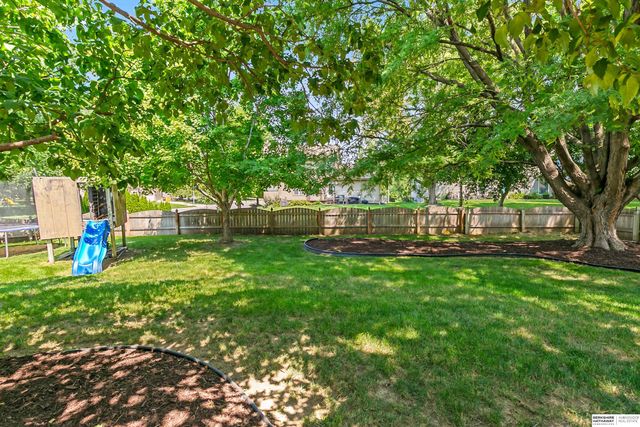13734 Hillsborough Drive, Omaha, NE 68164