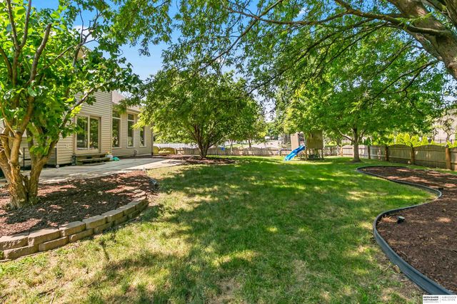 13734 Hillsborough Drive, Omaha, NE 68164