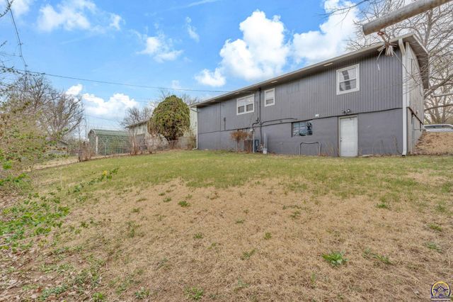 3741 SE Truman AVE, Topeka, KS 66609