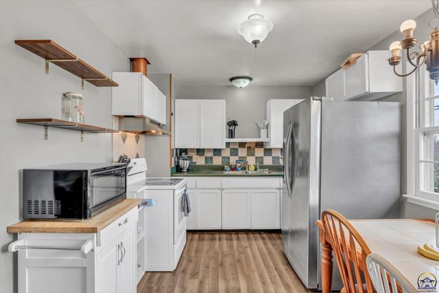 3741 SE Truman AVE, Topeka, KS 66609