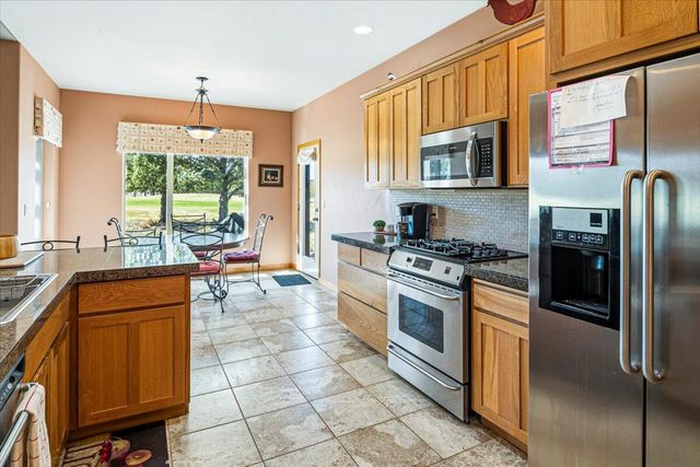 387 Goshawk Court, Redmond, OR 97756