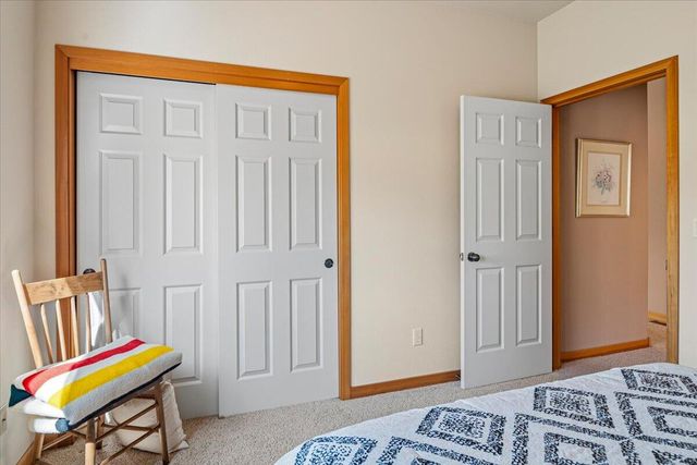 387 Goshawk Court, Redmond, OR 97756