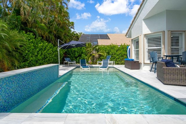 19489 Estuary Drive, Boca Raton, FL 33498