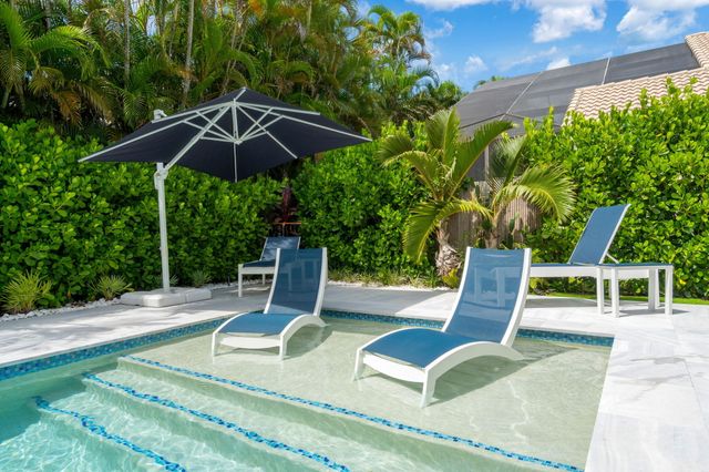 19489 Estuary Drive, Boca Raton, FL 33498