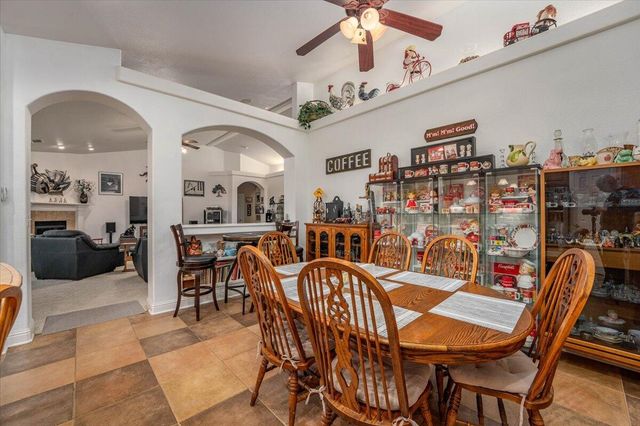 3318 Old Lantern Drive, Redding, CA 96003