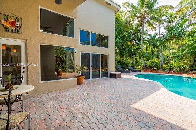 14501 SW 18th Ct, Davie, FL 33325