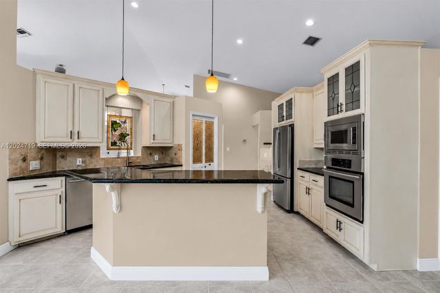 14501 SW 18th Ct, Davie, FL 33325