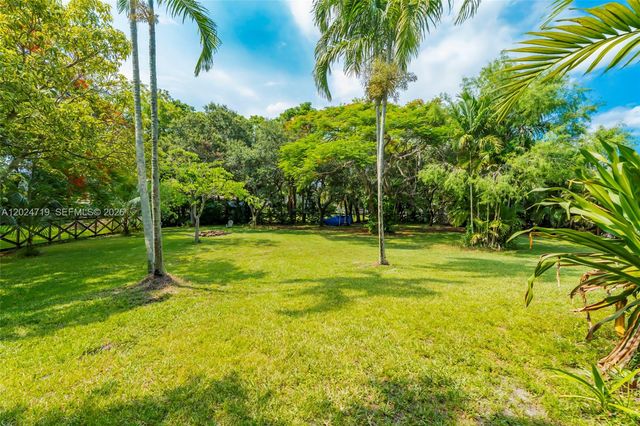 14501 SW 18th Ct, Davie, FL 33325