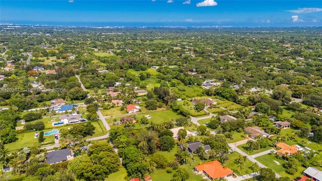 14501 SW 18th Ct, Davie, FL 33325