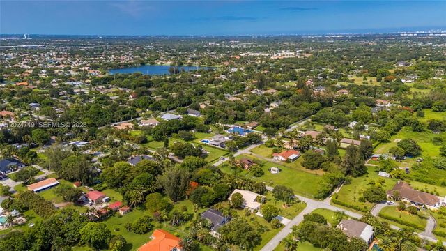 14501 SW 18th Ct, Davie, FL 33325