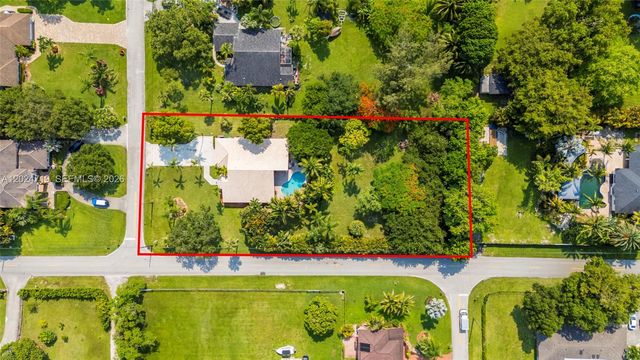 14501 SW 18th Ct, Davie, FL 33325