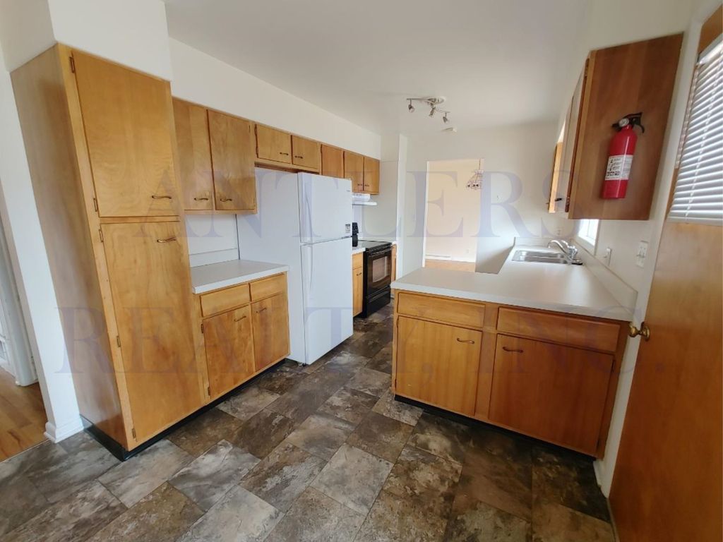 1925 Stampede Ave, Cody, WY 82414 photo 6