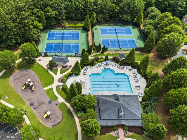4066 Hill House Road SW, Smyrna, GA 30082