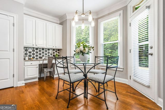 4066 Hill House Road SW, Smyrna, GA 30082