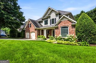4066 Hill House Road SW, Smyrna, GA 30082