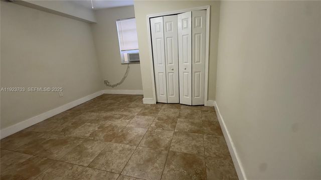 5125 SW 102nd Ave, Miami, FL 33165