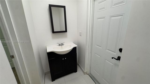 5125 SW 102nd Ave, Miami, FL 33165