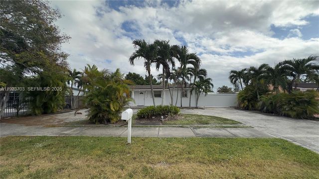 5125 SW 102nd Ave, Miami, FL 33165