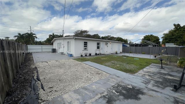 5125 SW 102nd Ave, Miami, FL 33165