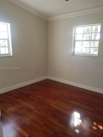 5125 SW 102nd Ave, Miami, FL 33165