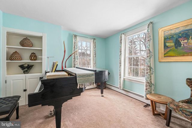 100 RIVER ROAD, Point Pleasant, PA 18947