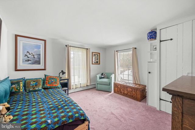 100 RIVER ROAD, Point Pleasant, PA 18947