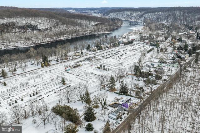 100 RIVER ROAD, Point Pleasant, PA 18947