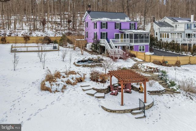 100 RIVER ROAD, Point Pleasant, PA 18947