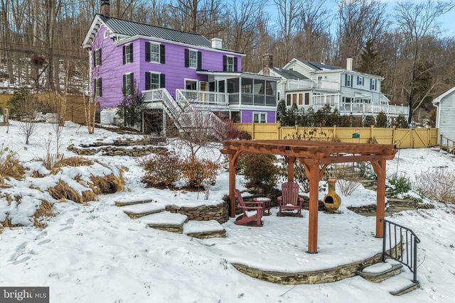 100 RIVER ROAD, Point Pleasant, PA 18947