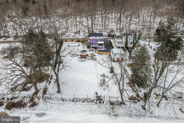 100 RIVER ROAD, Point Pleasant, PA 18947