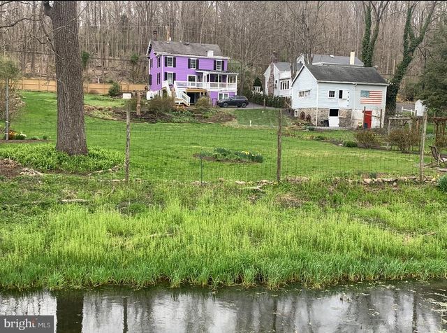 100 RIVER ROAD, Point Pleasant, PA 18947