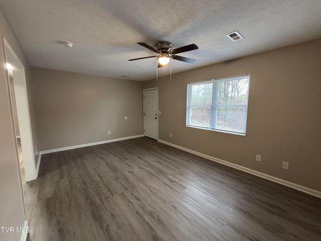 209 Cemetary Lane, Jonesborough, TN 37659